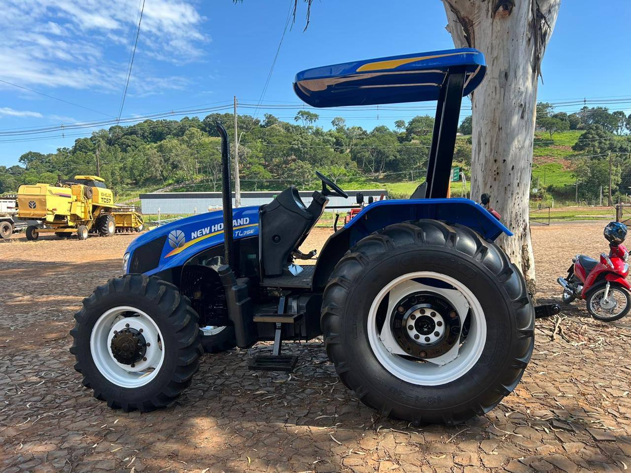 NEW HOLLAND NH TL 75 - foto 2